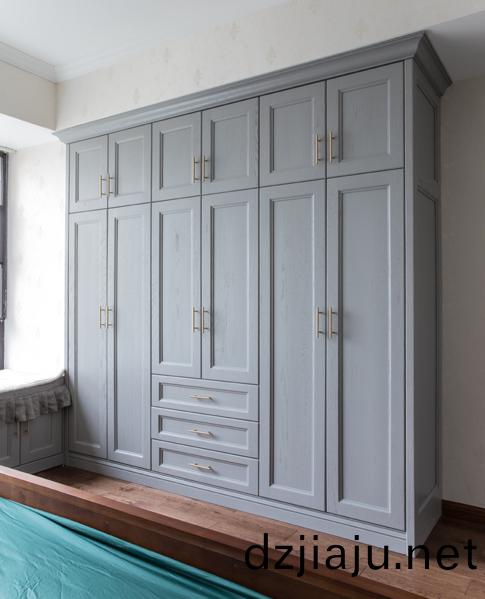 武(wu)漢實木(mu)房門(men)定(ding)製